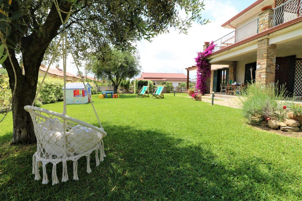 Villa Di Marinella Ашеа Экстерьер фото