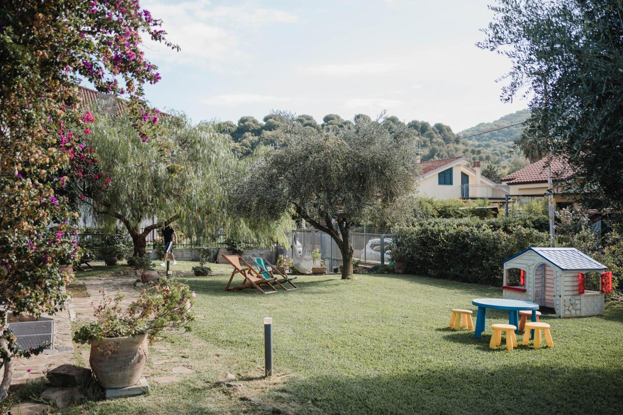 Villa Di Marinella Ашеа Экстерьер фото