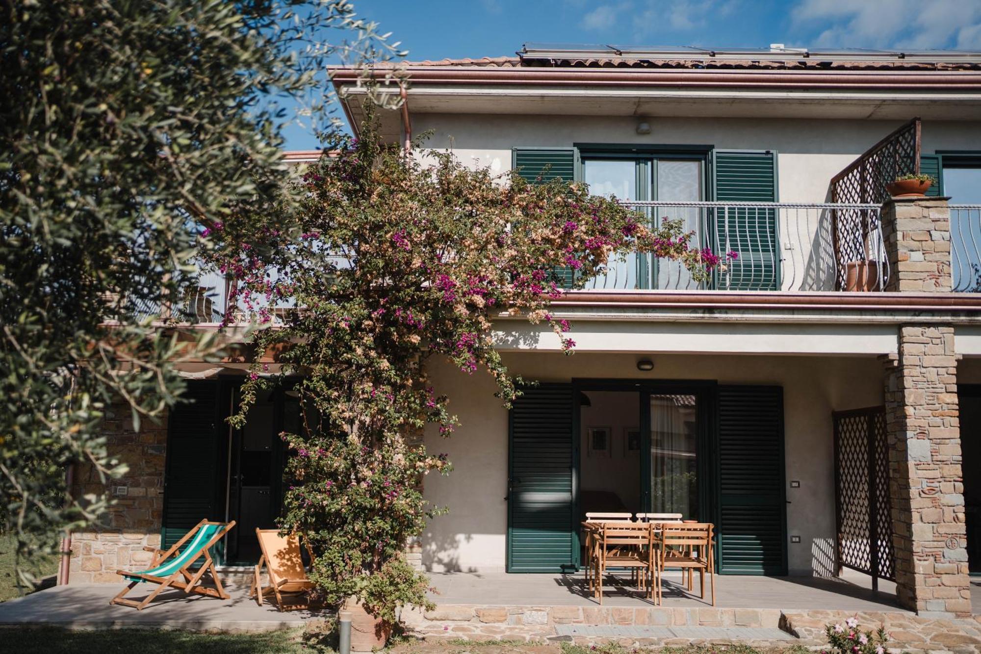 Villa Di Marinella Ашеа Экстерьер фото